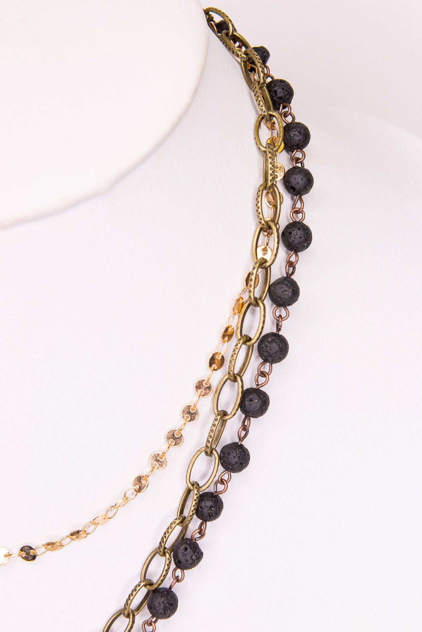 Hannah Necklace in  Tri-color